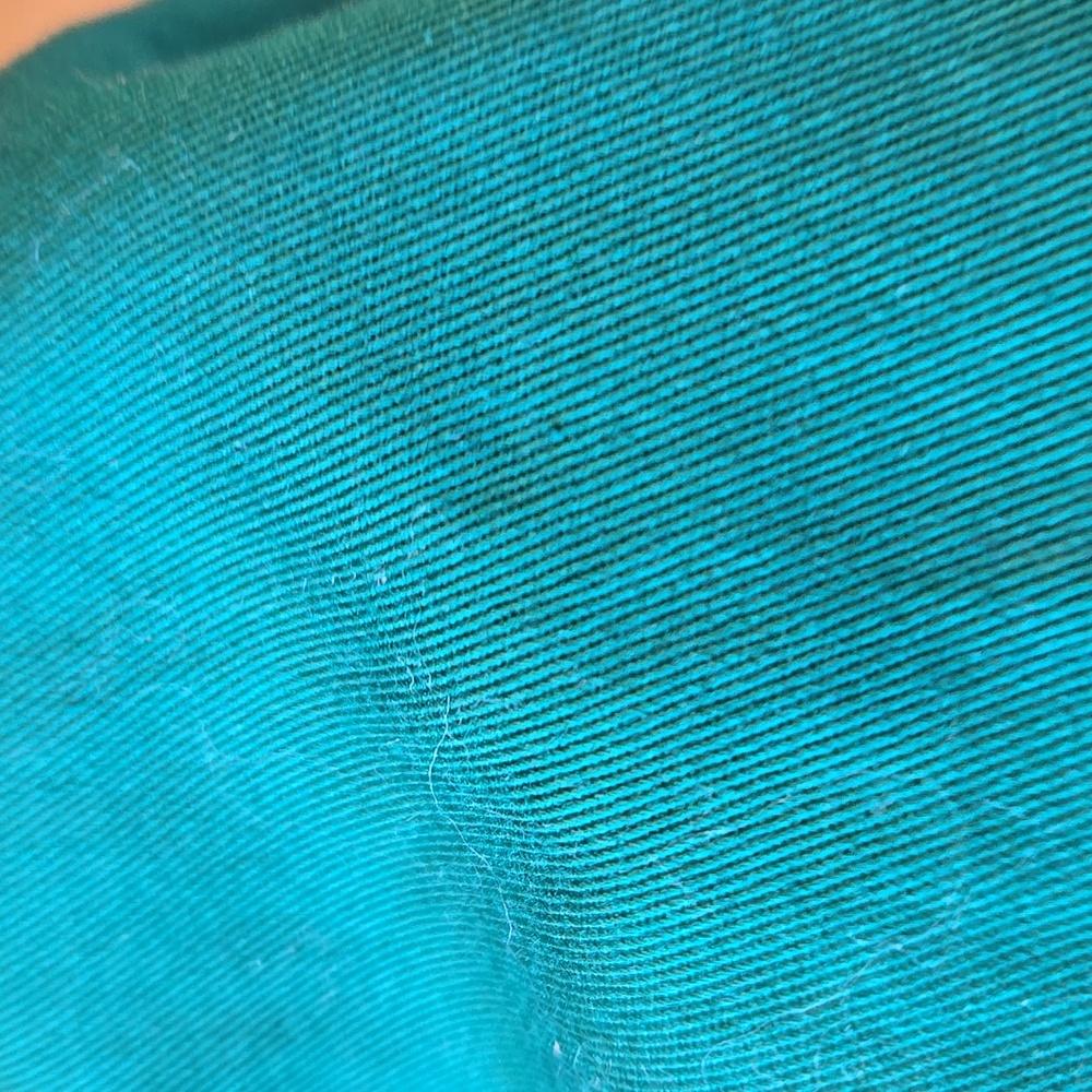 Banana Republic Stylish Bold Kelly Green Bucket Hat with Golden Accents - Picture 6 of 8